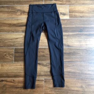 Lululemon running 3/4 HIGH RISE SIZE 4